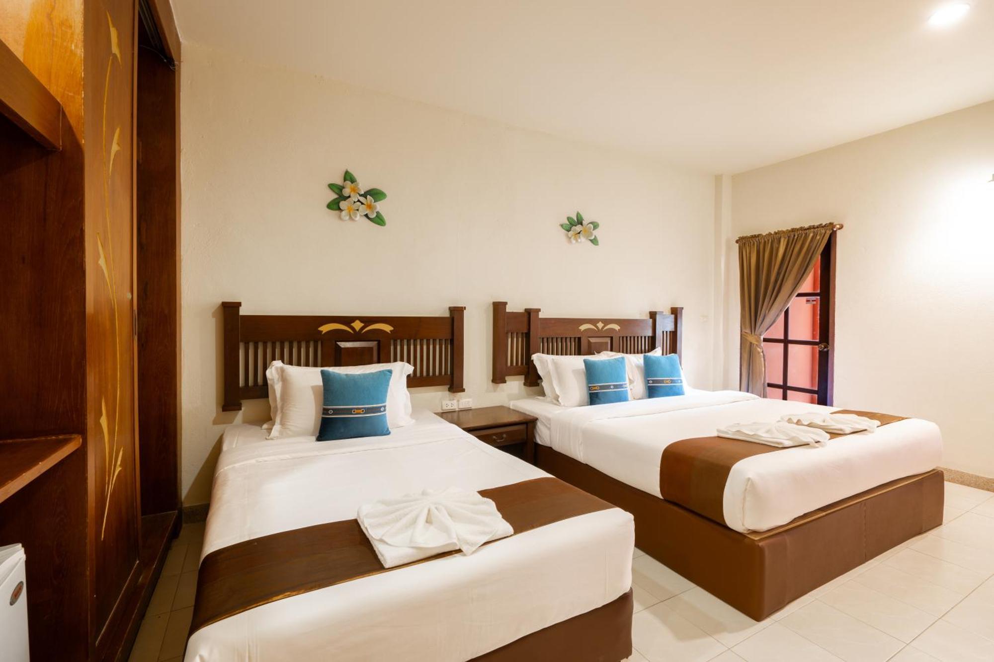 Phuket Leelavadee Hua Ting Resort Patong Exterior foto