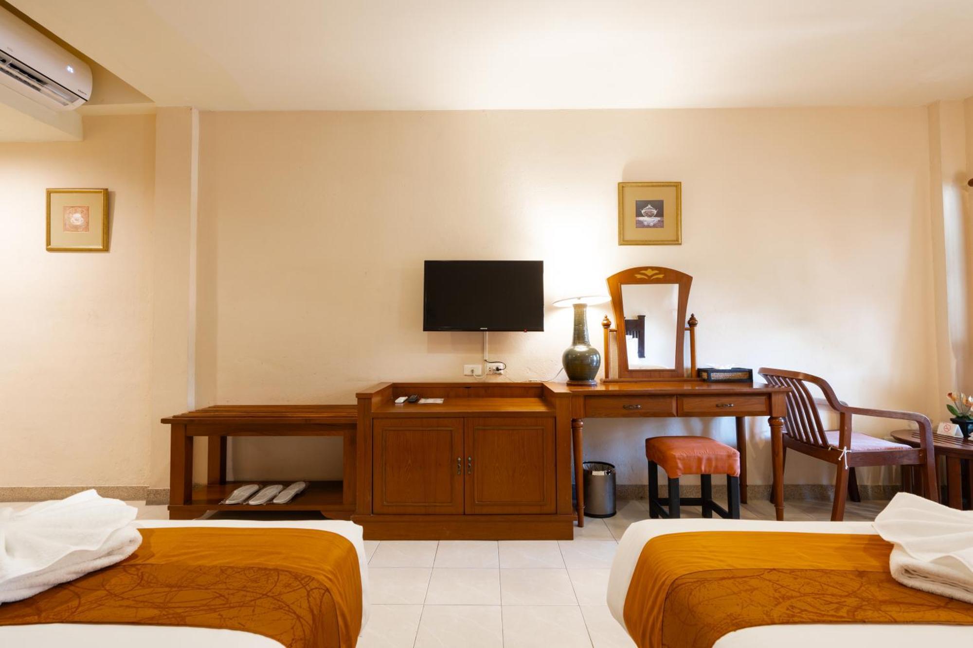 Phuket Leelavadee Hua Ting Resort Patong Exterior foto