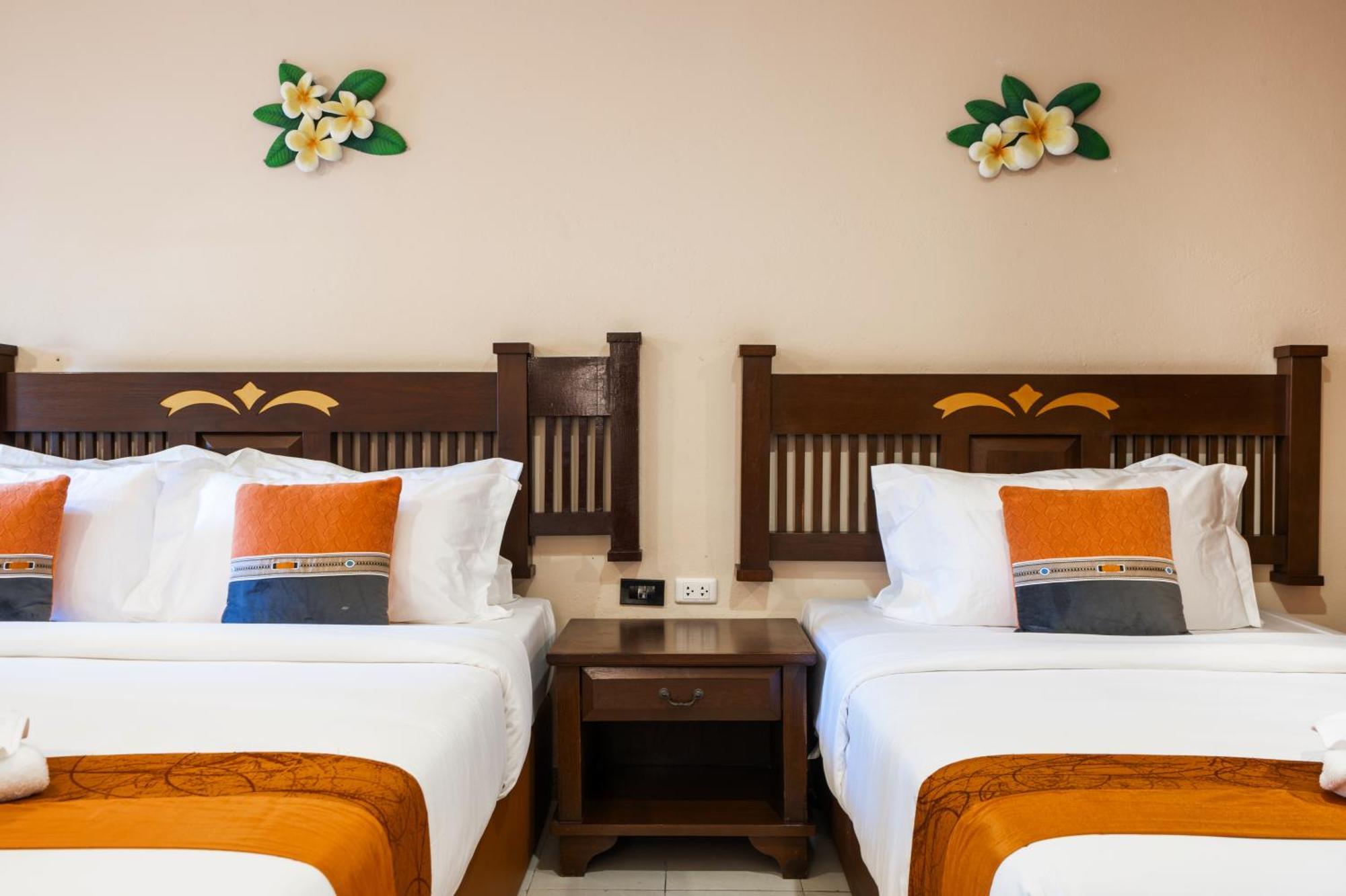Phuket Leelavadee Hua Ting Resort Patong Exterior foto