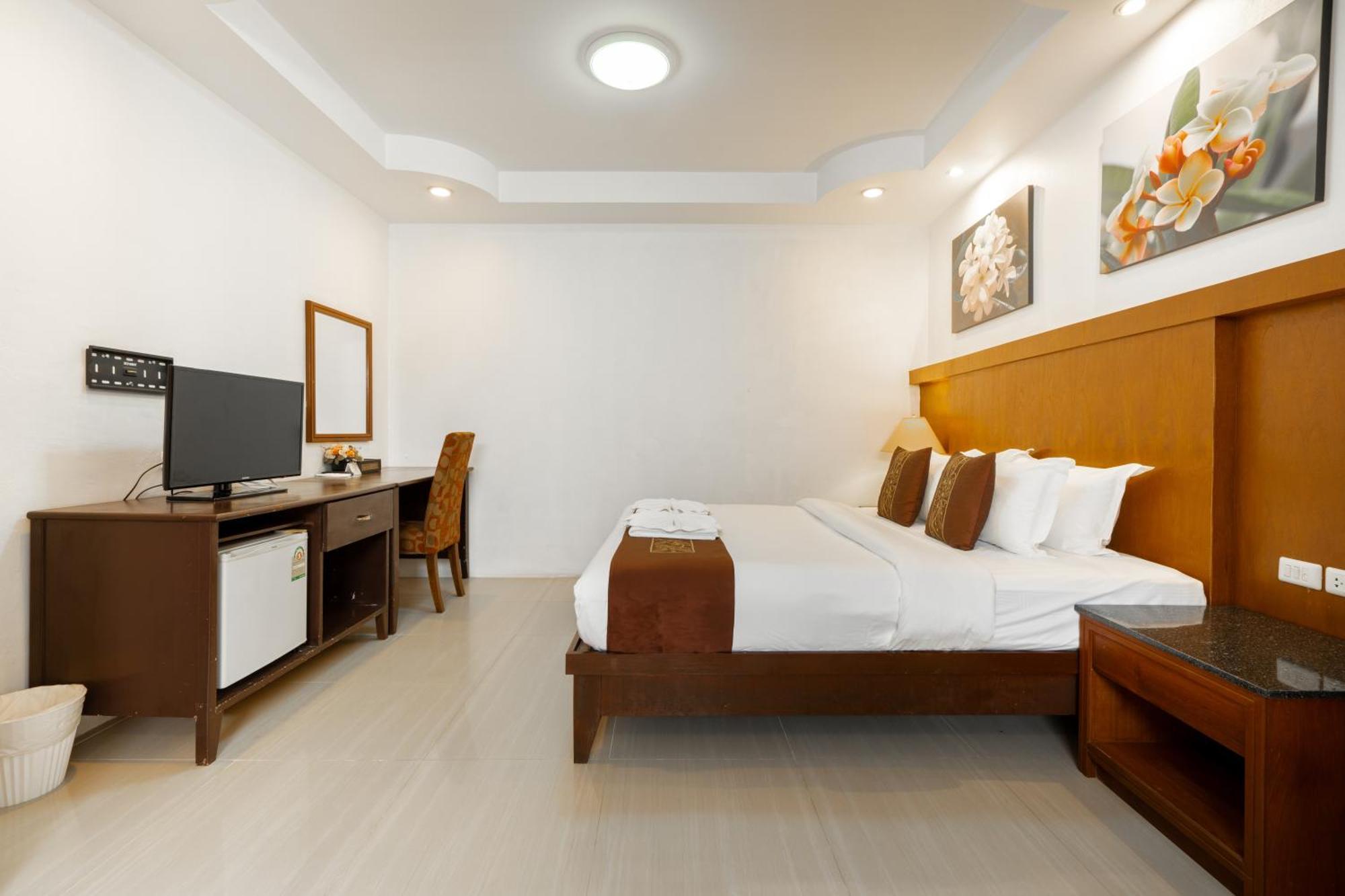 Phuket Leelavadee Hua Ting Resort Patong Exterior foto