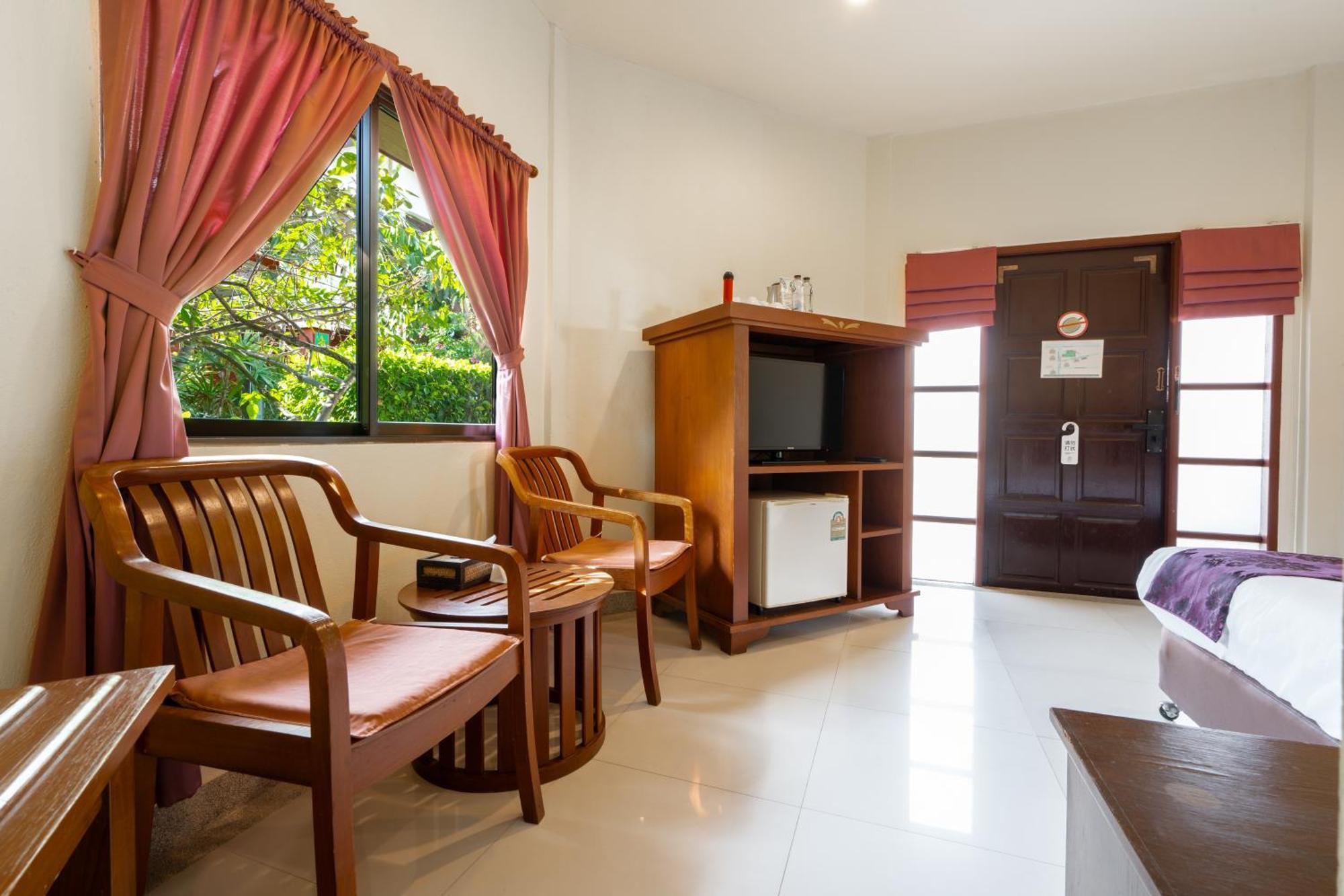 Phuket Leelavadee Hua Ting Resort Patong Exterior foto