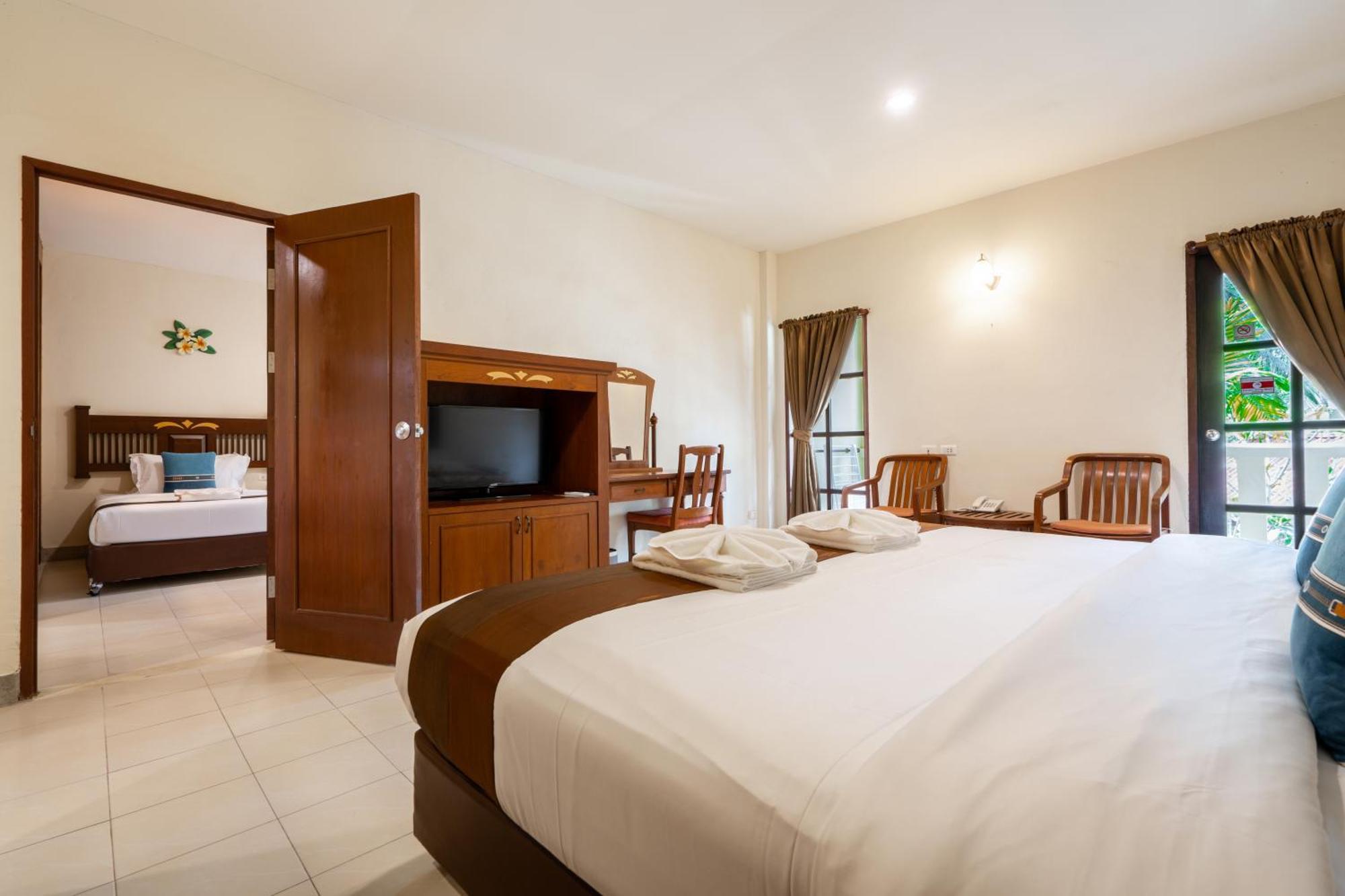 Phuket Leelavadee Hua Ting Resort Patong Exterior foto