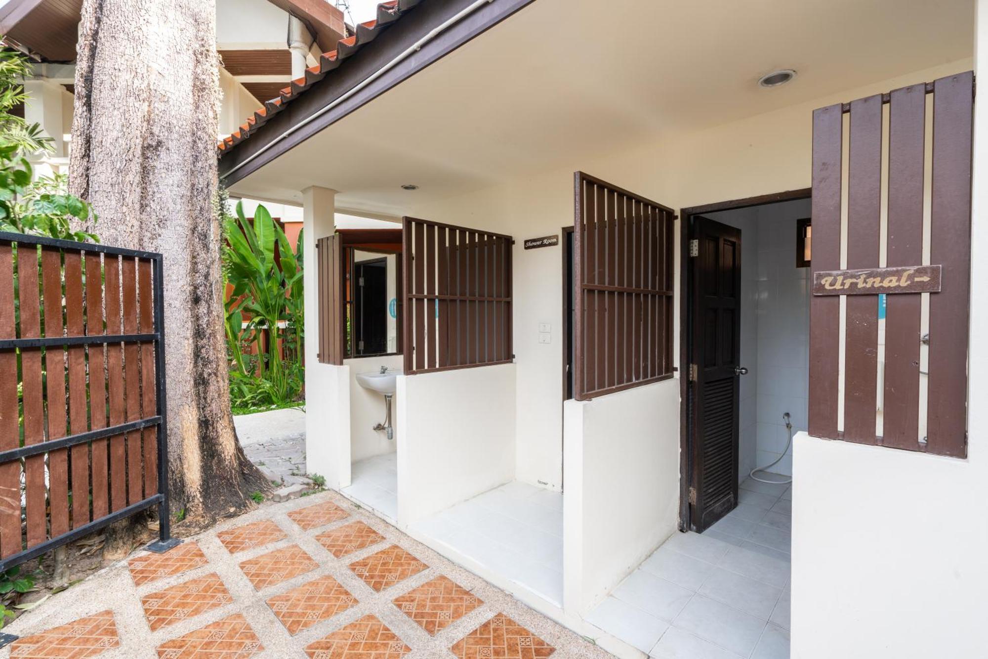 Phuket Leelavadee Hua Ting Resort Patong Exterior foto